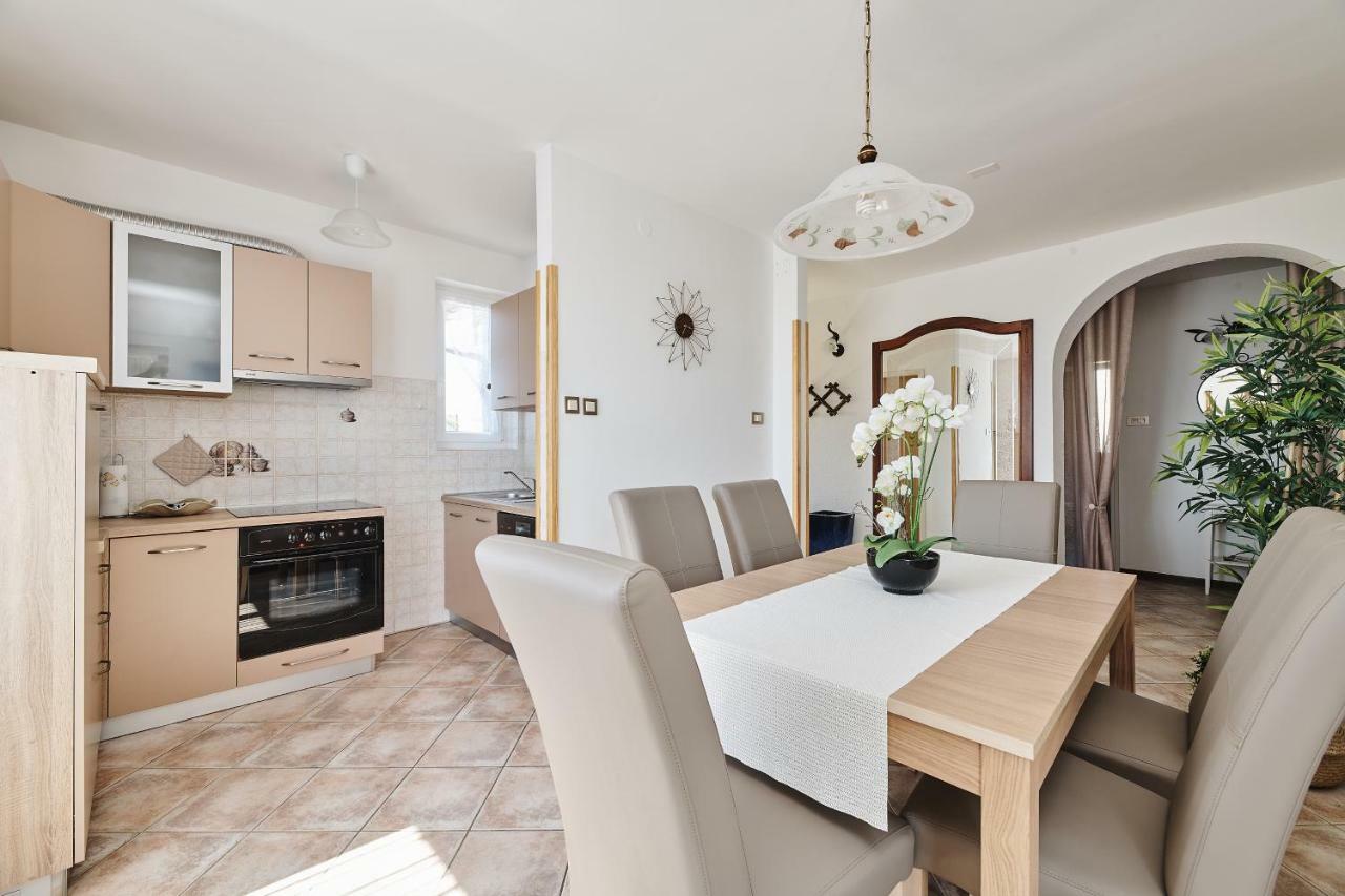 ברטוניגלה Apartment Ana מראה חיצוני תמונה